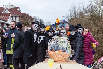 Bild 686 - Latuff 2016 Umzug